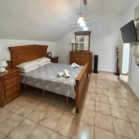 アパート Very Spacious 2 Bed In Castle Harbour C203